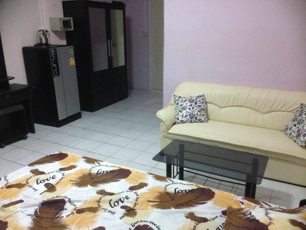 חוף ג'ומטיין Artem'S Guesthouse חדר תמונה