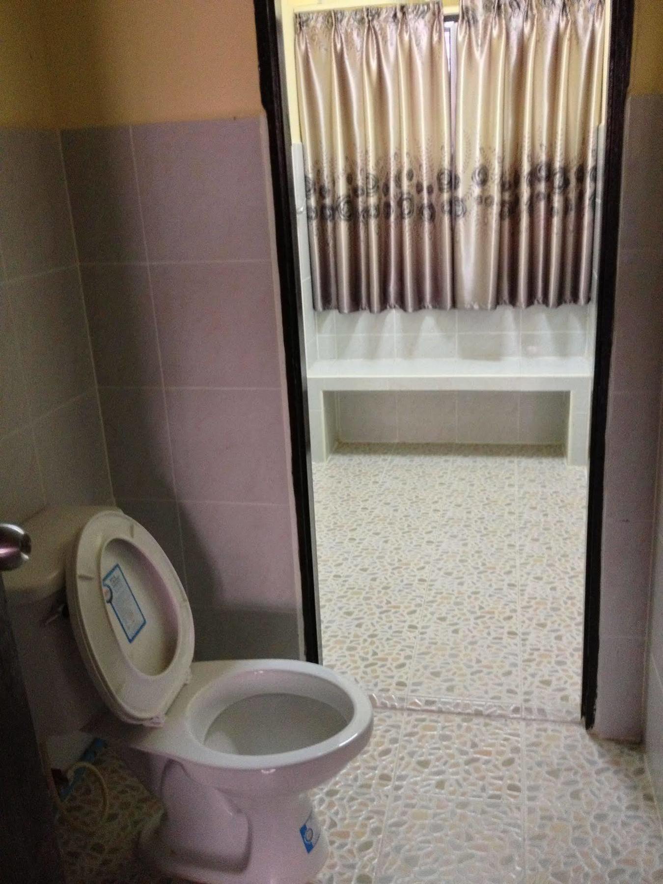 חוף ג'ומטיין Artem'S Guesthouse מראה חיצוני תמונה